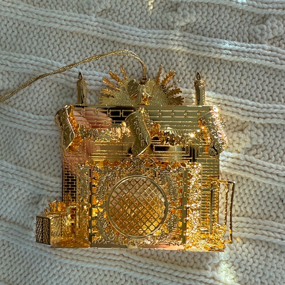 Danbury Mint Gold Ornaments - Picture 2 of 6